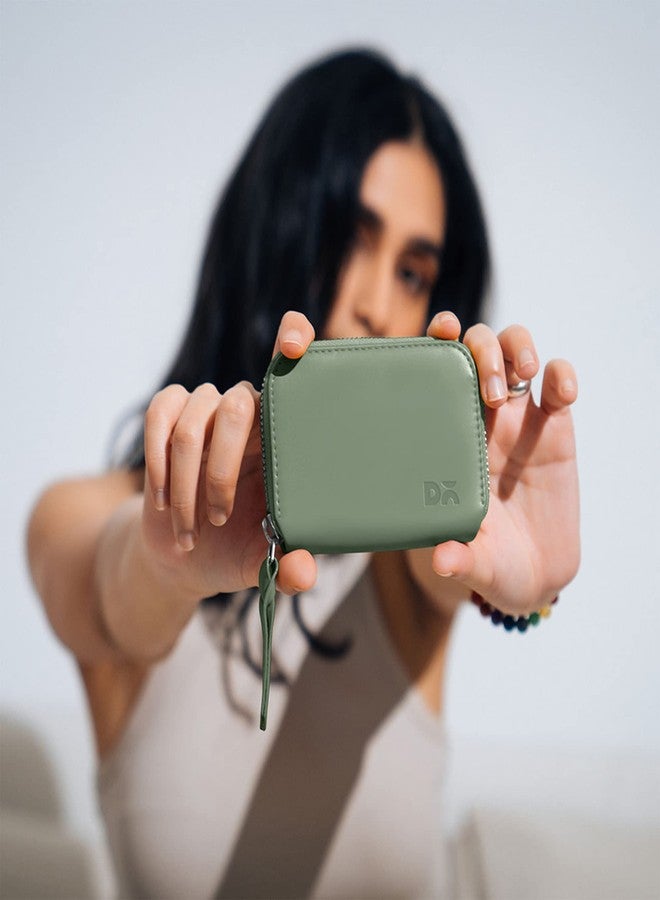 DailyObjects Sap Green Zipper Slim Card & Coin Wallet | Made with Vegan Leather Material | Carefully Handcrafted | Coin Pocket - Image 3